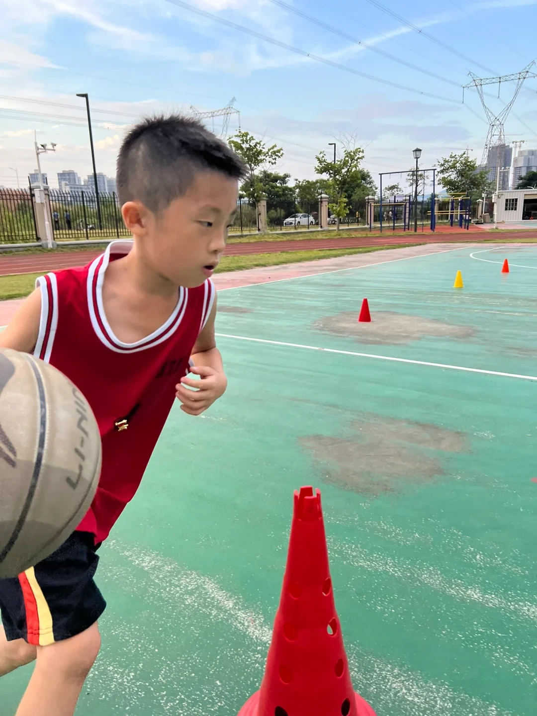 小学三年级篮球训练